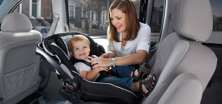 Baby Autostoel (3 Euro / Dag ) %>
